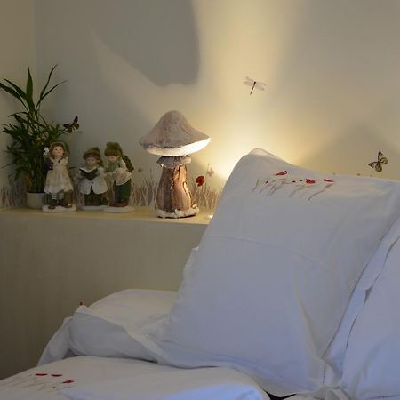 Couette Et Cafe Creme Bed & Breakfast Le Coudray Ruang foto