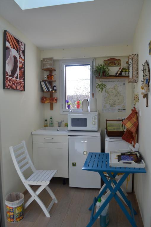 Couette Et Cafe Creme Bed & Breakfast Le Coudray Bagian luar foto