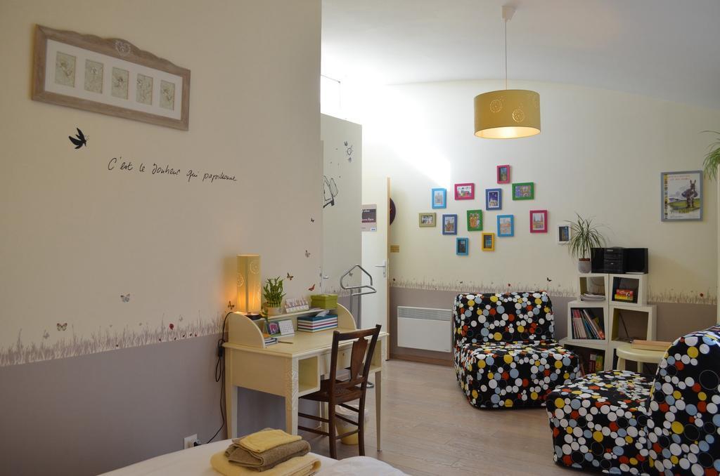 Couette Et Cafe Creme Bed & Breakfast Le Coudray Ruang foto