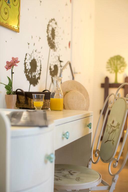Couette Et Cafe Creme Bed & Breakfast Le Coudray Ruang foto
