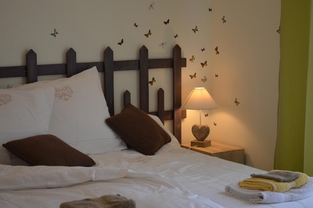 Couette Et Cafe Creme Bed & Breakfast Le Coudray Ruang foto