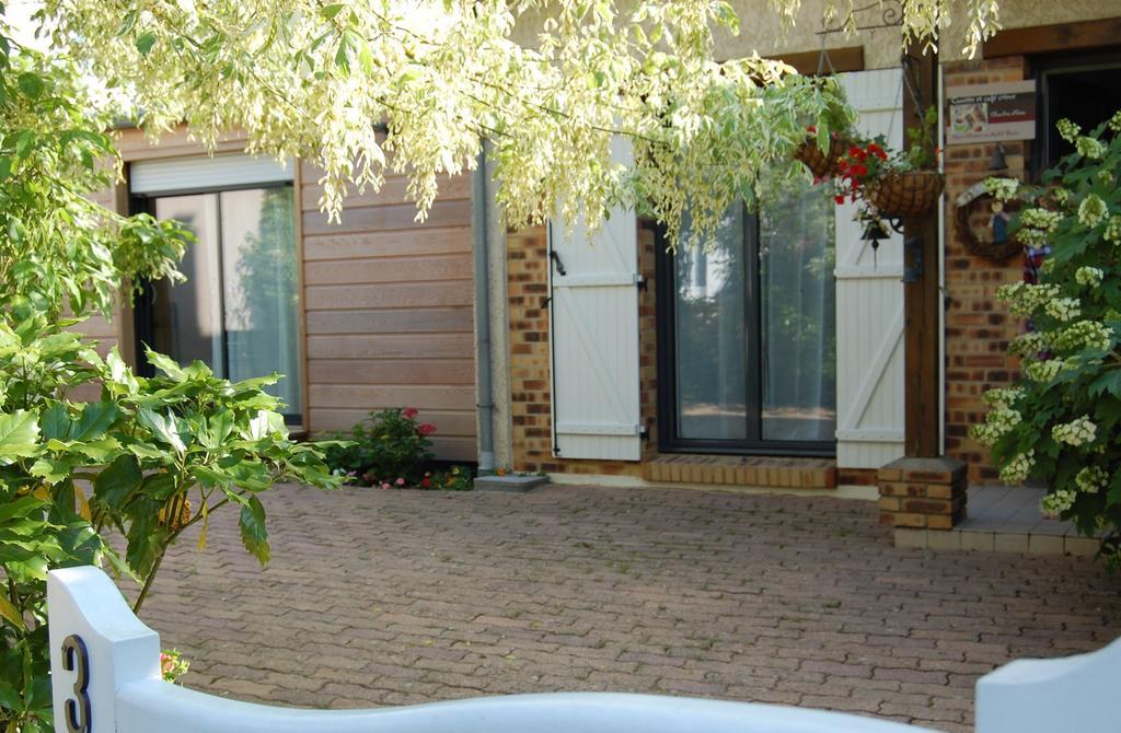 Couette Et Cafe Creme Bed & Breakfast Le Coudray Bagian luar foto