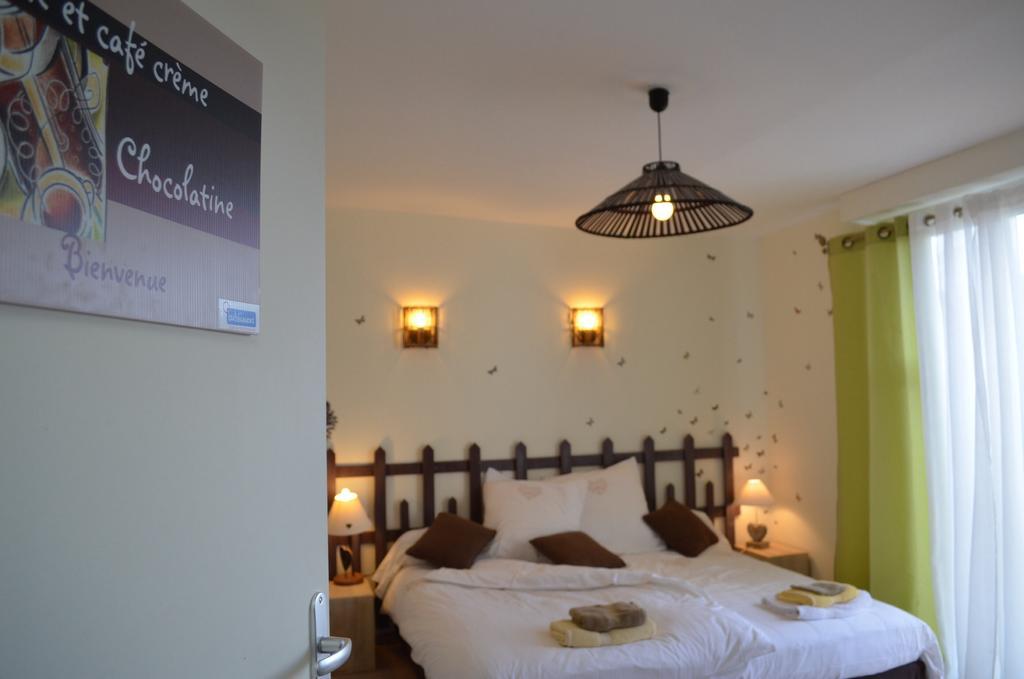 Couette Et Cafe Creme Bed & Breakfast Le Coudray Ruang foto
